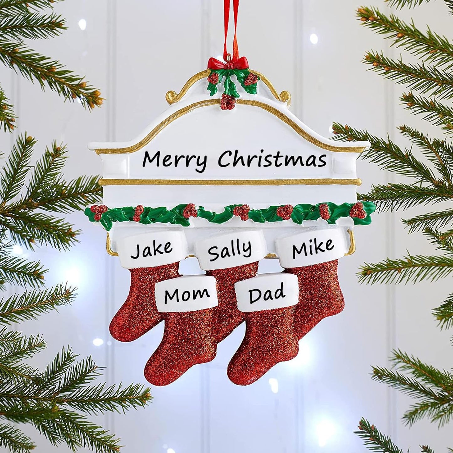 Personalized Christmas Ornaments 2025 Family of 2/3/4/5/6/7/8 Custom Christmas Stocking Ornament with Names Customized Ornaments for Xmas Tree,Family of 5