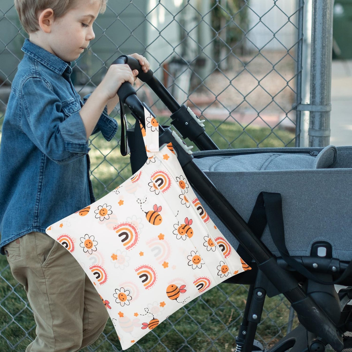 2pcs Cloth Diaper Wet Dry Bags, Waterproof Reusable Wet Bag with 2 Zipper Pockets & Handle, Washable Laundry Bags for Baby Adult Clothes Travel Beach Pool Daycare Yoga Gym Exercise Swimsuits,