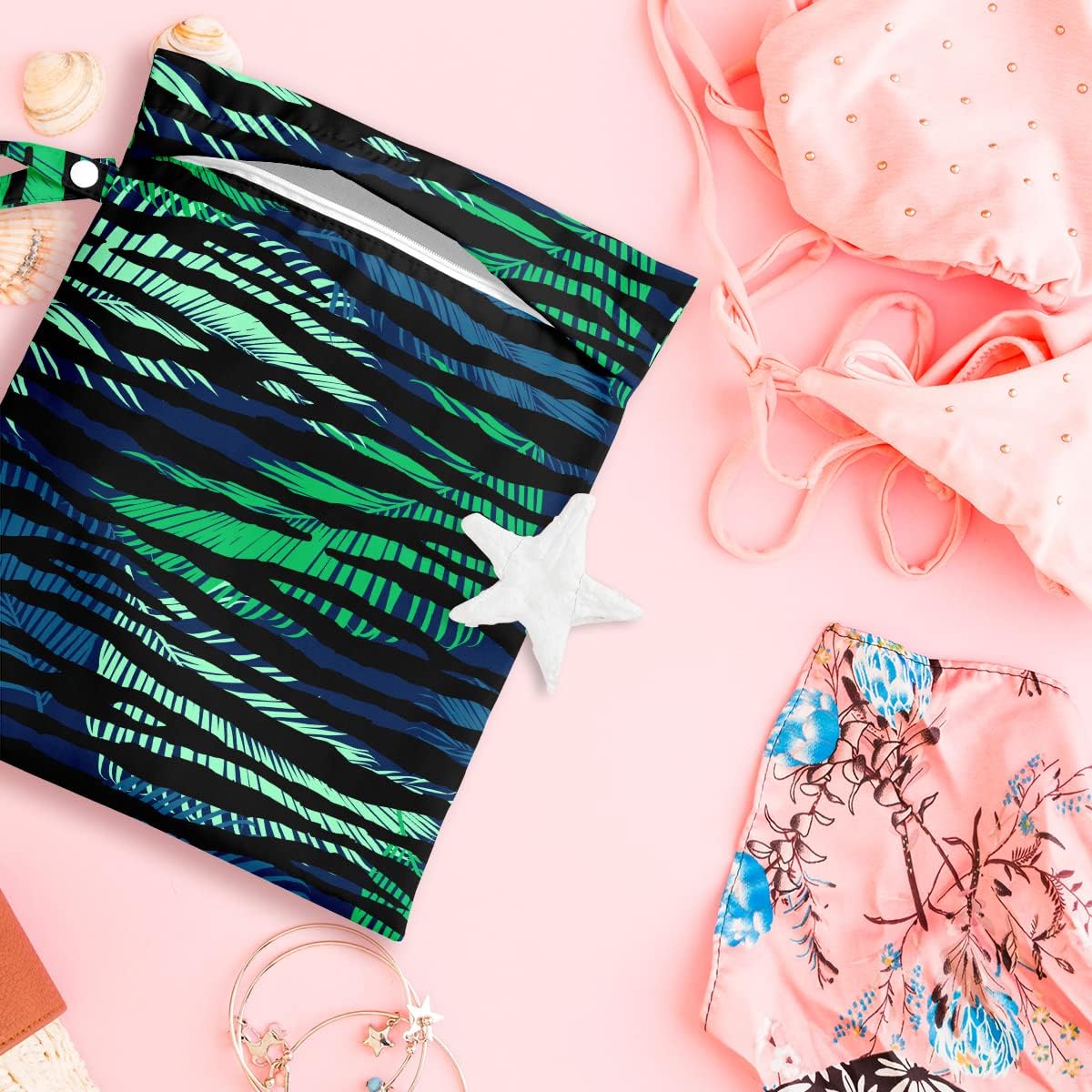 Wet Bag, Wet Dry Bag, Wet Bag for Swimsuit, Travel, Beach, Pool, Diapers, Dirty Yoga Gym Clothes, Makeup Bag, Waterproof Tropical Palm Leaves Decor Jungle Palm Leaf Favors