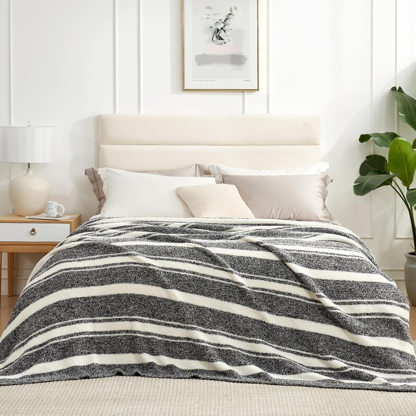 Snuggle Sac Queen Size Bed Blanket Stripe Black, Super Soft Warm Bedding Blankets Cozy Knit Fuzzy Plush Blankets for Bed, Living Room, Stripe Black, Queen 90"x90"